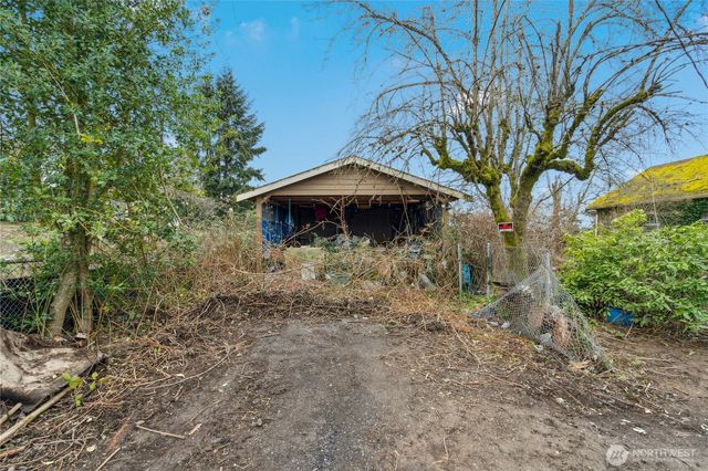 1409 N 24th Street, Renton, WA 98056