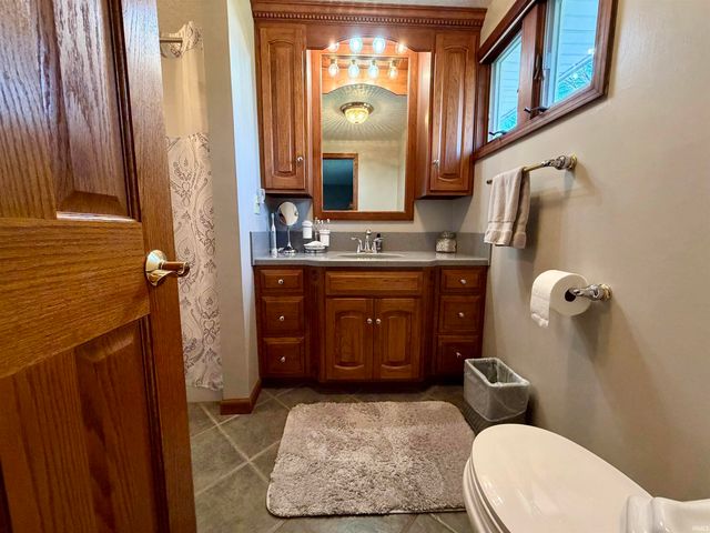 10878 S Elm Street, Bunker Hill, IN 46914