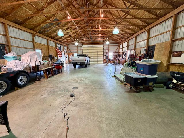 10878 S Elm Street, Bunker Hill, IN 46914