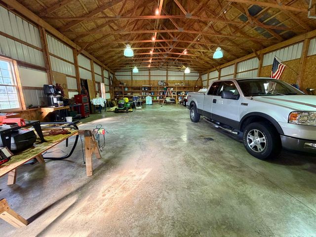 10878 S Elm Street, Bunker Hill, IN 46914