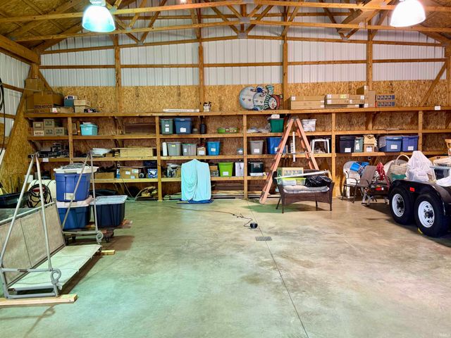 10878 S Elm Street, Bunker Hill, IN 46914