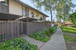5497 Roundtree Dr D, Concord, CA 94521