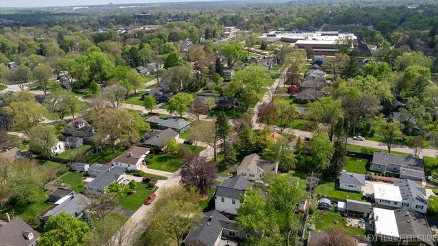 728 N Lincoln Avenue, Geneva, IL 60134