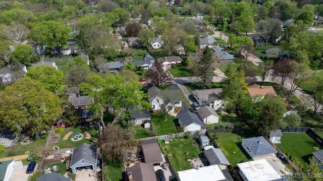 728 N Lincoln Avenue, Geneva, IL 60134