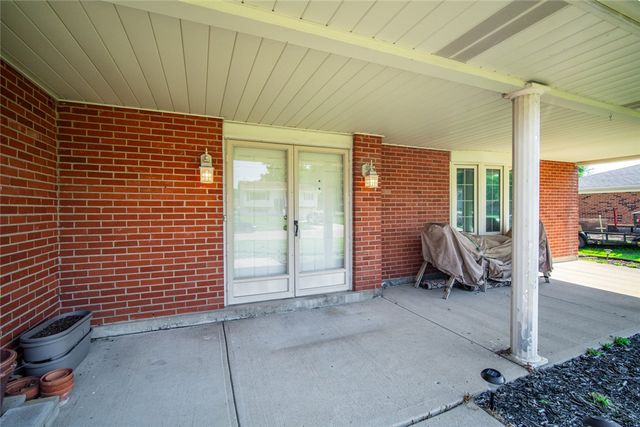 2045 Penbrooke Trail, Miami Twp, OH 45459