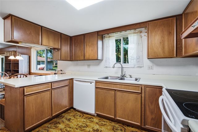 2045 Penbrooke Trail, Miami Twp, OH 45459