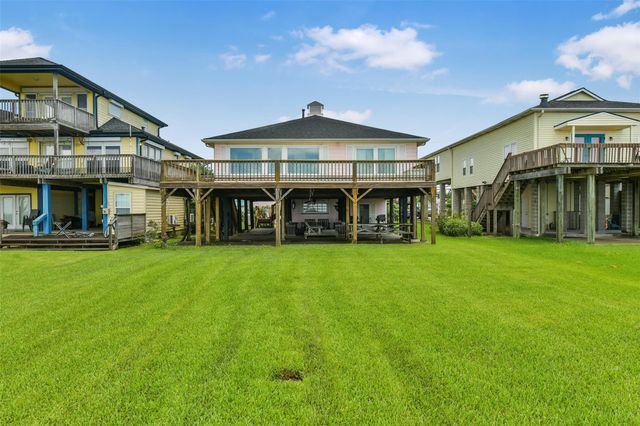 1521 John Street, San Leon, TX 77539