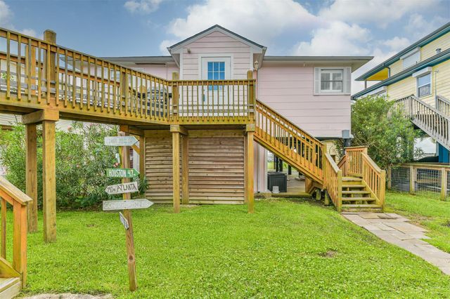 1521 John Street, San Leon, TX 77539