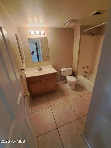 2524 S EL PARADISO Drive 39, Mesa, AZ 85202