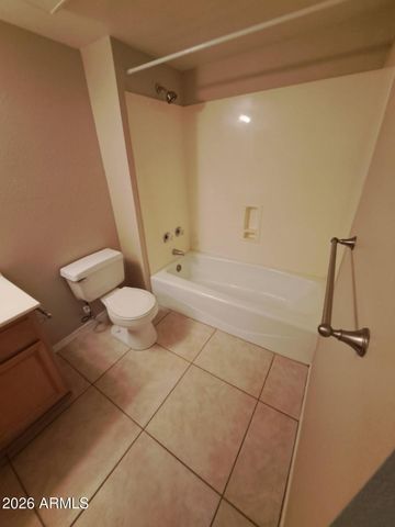 2524 S EL PARADISO Drive 39, Mesa, AZ 85202