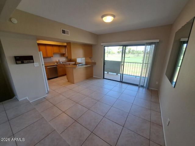 2524 S EL PARADISO Drive 39, Mesa, AZ 85202