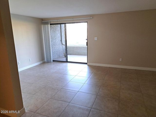 2524 S EL PARADISO Drive 39, Mesa, AZ 85202