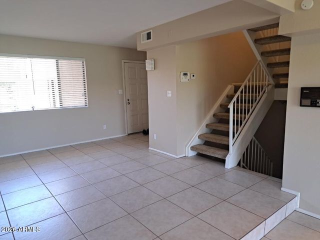 2524 S EL PARADISO Drive 39, Mesa, AZ 85202