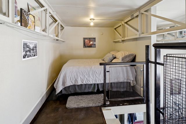 215 N Walton Street 1, Dallas, TX 75226