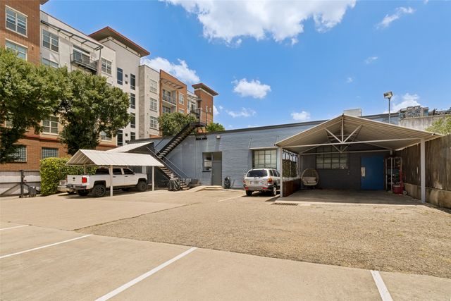 215 N Walton Street 1, Dallas, TX 75226