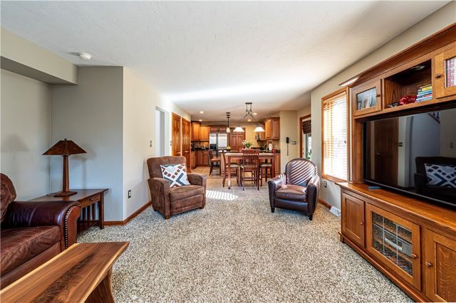 12620 GLENWOOD DRIVE, North Huntingdon, PA 15642