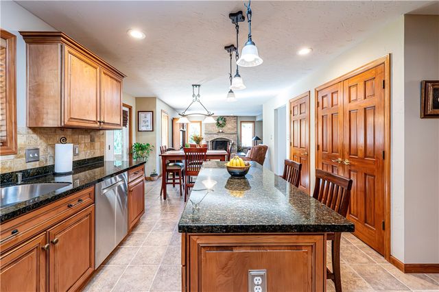 12620 GLENWOOD DRIVE, North Huntingdon, PA 15642