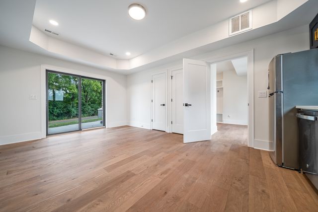 6011 Hill Cir, Nashville, TN 37209