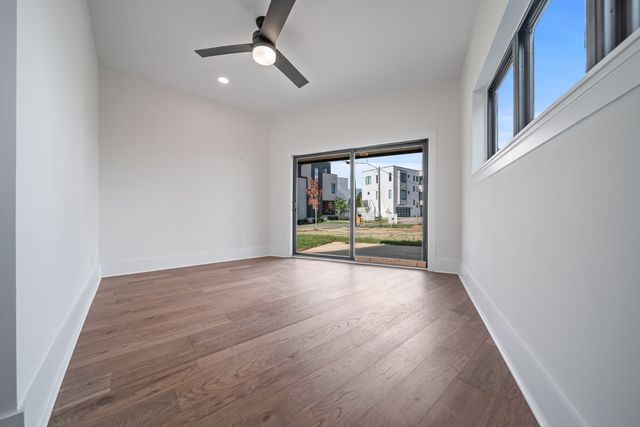 6011 Hill Cir, Nashville, TN 37209