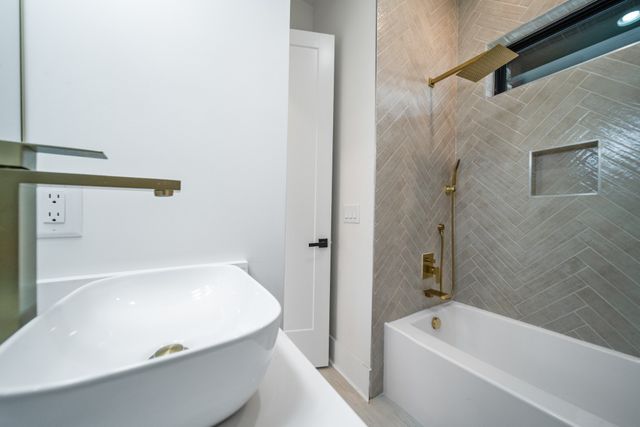 6011 Hill Cir, Nashville, TN 37209