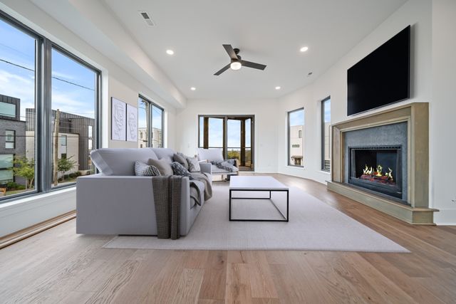 6011 Hill Cir, Nashville, TN 37209