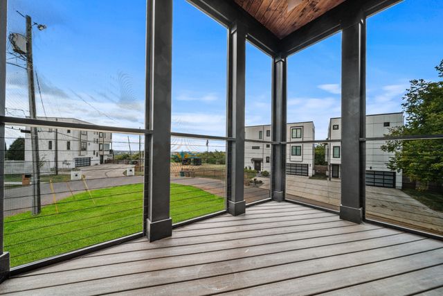 6011 Hill Cir, Nashville, TN 37209