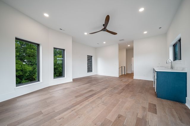 6011 Hill Cir, Nashville, TN 37209