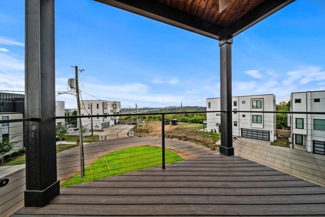 6011 Hill Cir, Nashville, TN 37209