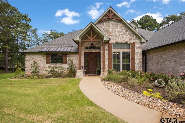 332 Hines Crossing, Bullard, TX 75757
