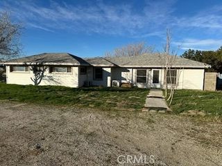 2321 W Avenue M4, Palmdale, CA 93551