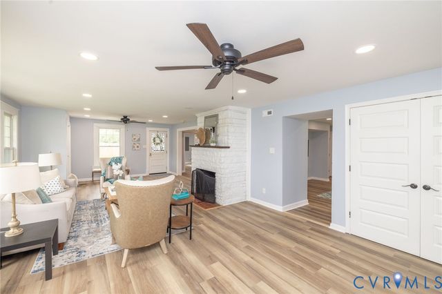 13130 The Glebe Ln, Ruthville, VA 23030