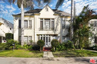 228 S REEVES Drive D, Beverly Hills, CA 90212