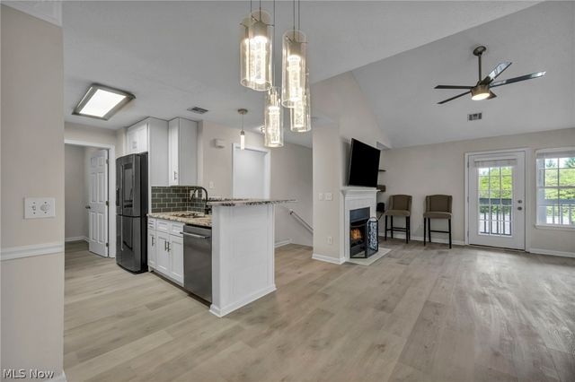 29832 Lenox Drive 227, Westlake, OH 44145