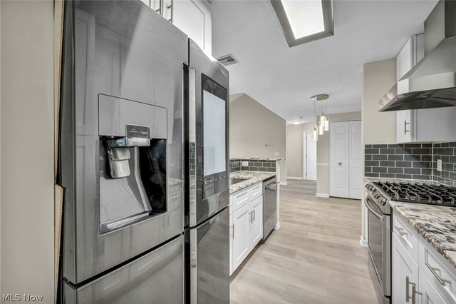 29832 Lenox Drive 227, Westlake, OH 44145