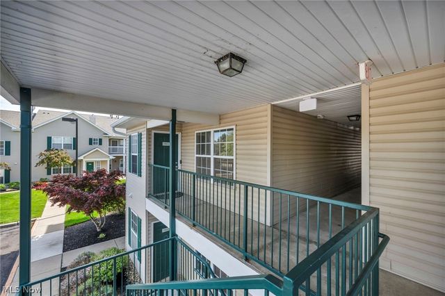 29832 Lenox Drive 227, Westlake, OH 44145