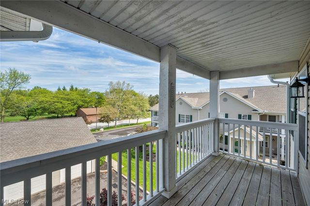 29832 Lenox Drive 227, Westlake, OH 44145