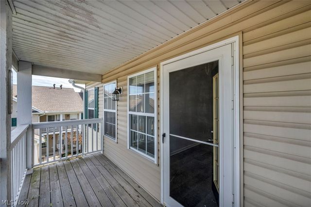 29832 Lenox Drive 227, Westlake, OH 44145