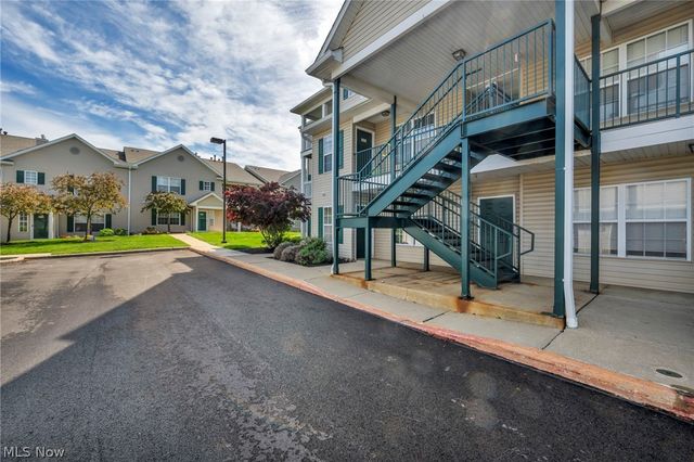 29832 Lenox Drive 227, Westlake, OH 44145
