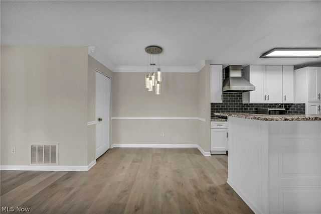 29832 Lenox Drive 227, Westlake, OH 44145