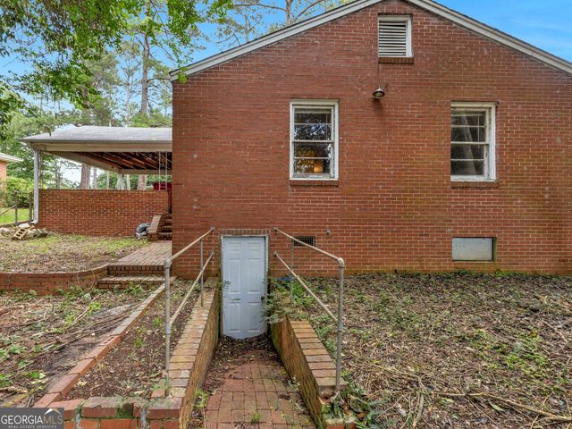 1782 Upper River Road, Macon, GA 31211