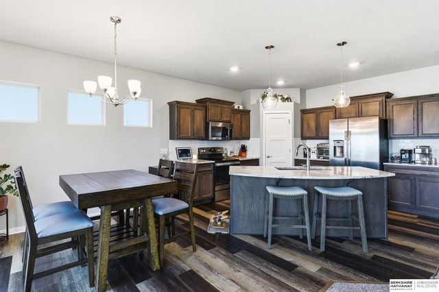 5124 N 180th Avenue, Elkhorn, NE 68022