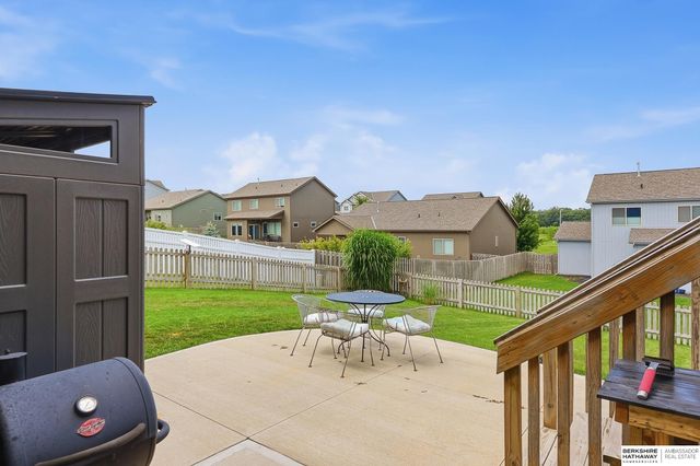 5124 N 180th Avenue, Elkhorn, NE 68022