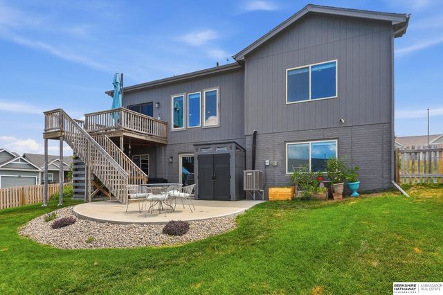 5124 N 180th Avenue, Elkhorn, NE 68022