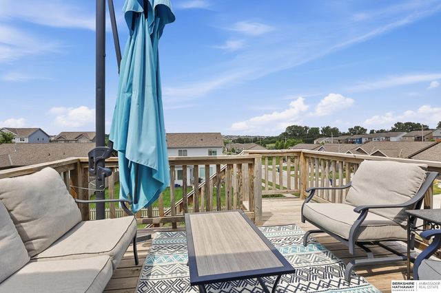 5124 N 180th Avenue, Elkhorn, NE 68022