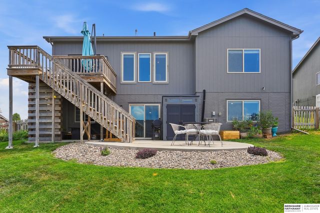 5124 N 180th Avenue, Elkhorn, NE 68022