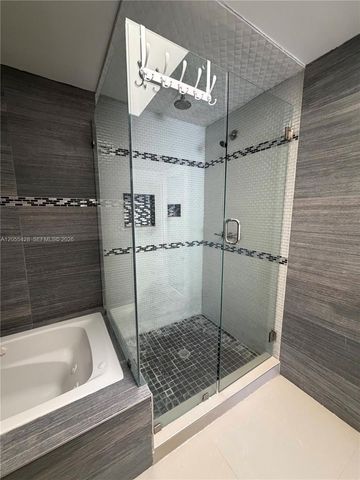 313 Hendricks Isle 4, Fort Lauderdale, FL 33301
