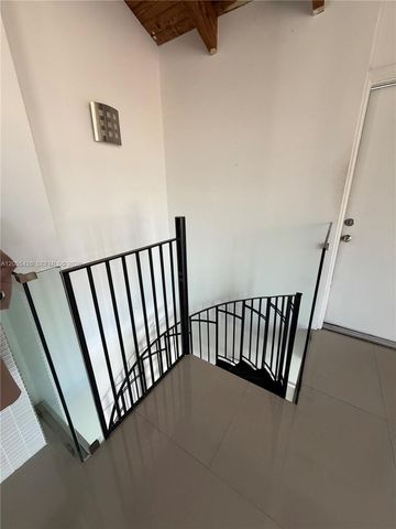 313 Hendricks Isle 4, Fort Lauderdale, FL 33301