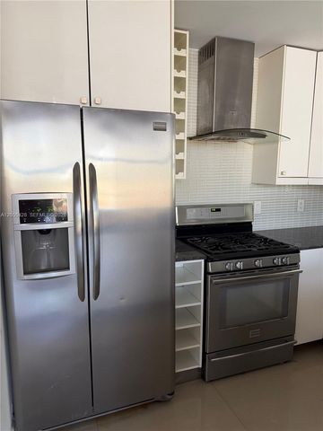 313 Hendricks Isle 4, Fort Lauderdale, FL 33301