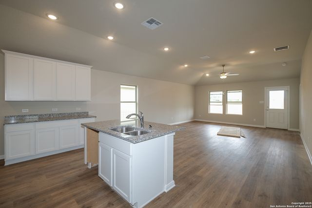 5935 Cienna Cove, San Antonio, TX 78222