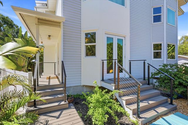 2538 TRINIDAD STREET, Sarasota, FL 34231